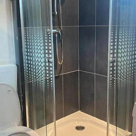 Zwischen Wien Und Tulln Apartment *